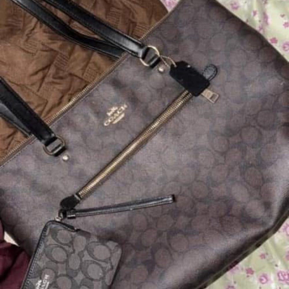 Coach Signature Brown Tote Bag